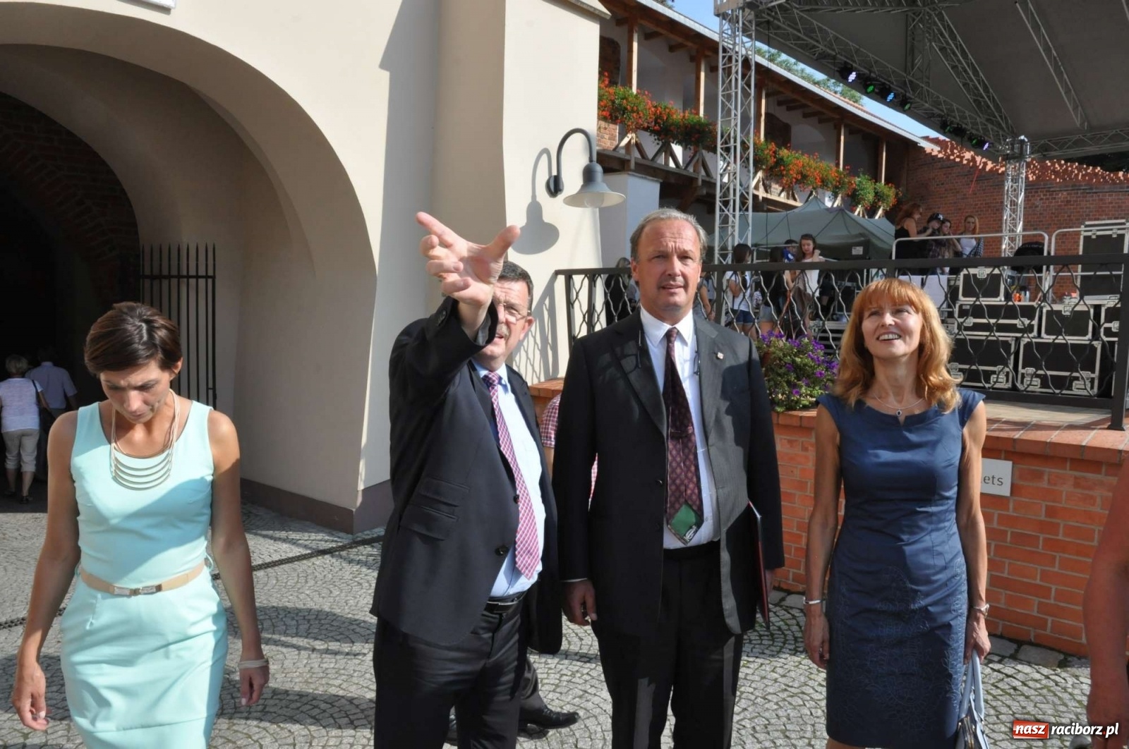 Zdjęcie w galerii na portalu naszraciborz.pl: Kto ma prawo do polskiej korony? Jak się okazuje obecny książę raciborski!  wiadomości z regionu