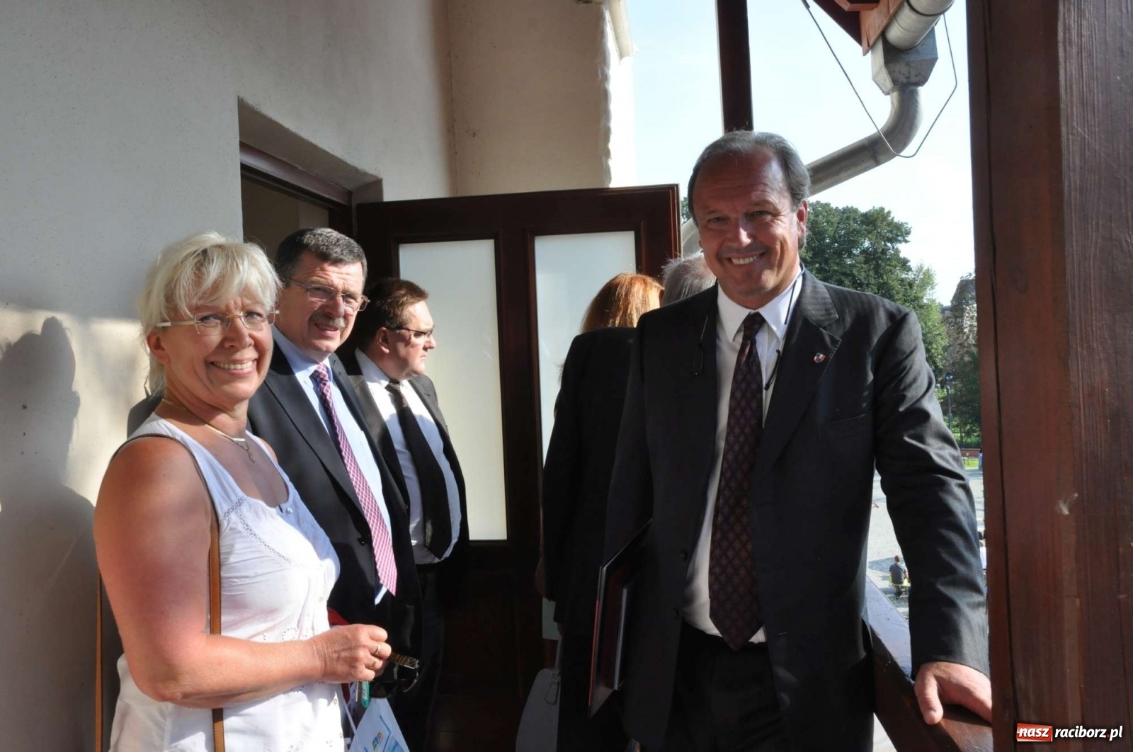 Zdjęcie w galerii na portalu naszraciborz.pl: Kto ma prawo do polskiej korony? Jak się okazuje obecny książę raciborski!  wiadomości z regionu