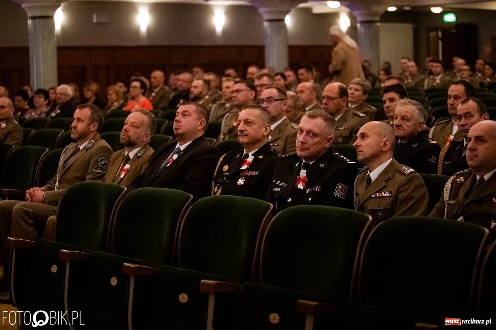 Zdjęcie w galerii na portalu naszraciborz.pl: Uroczysty apel z okazji Narodowego Święta Niepodległości i Dnia Służby Cywilnej wiadomości z regionu