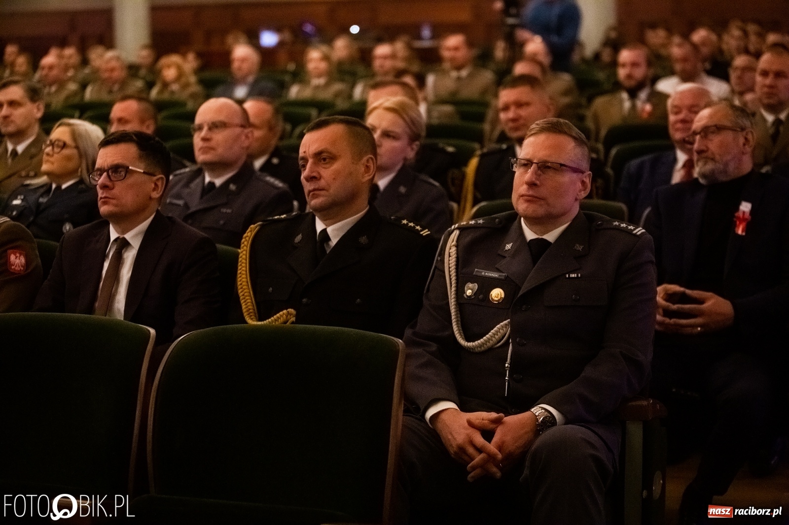 Zdjęcie w galerii na portalu naszraciborz.pl: Uroczysty apel z okazji Narodowego Święta Niepodległości i Dnia Służby Cywilnej wiadomości z regionu