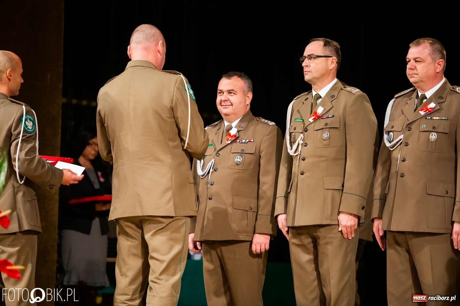 Zdjęcie w galerii na portalu naszraciborz.pl: Uroczysty apel z okazji Narodowego Święta Niepodległości i Dnia Służby Cywilnej wiadomości z regionu