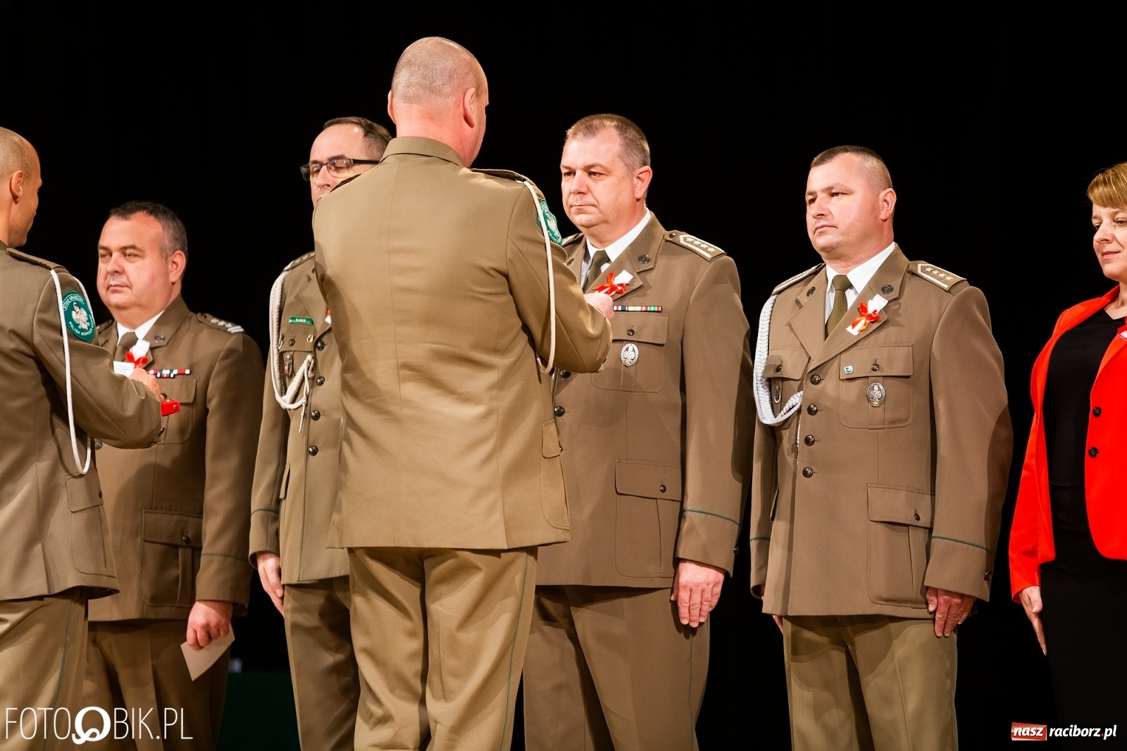 Zdjęcie w galerii na portalu naszraciborz.pl: Uroczysty apel z okazji Narodowego Święta Niepodległości i Dnia Służby Cywilnej wiadomości z regionu