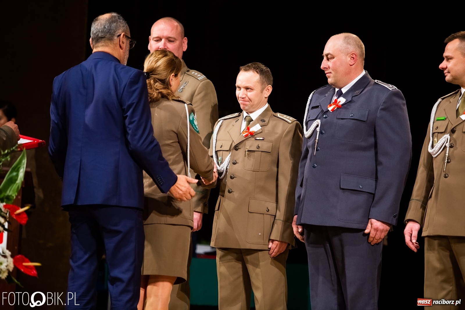 Zdjęcie w galerii na portalu naszraciborz.pl: Uroczysty apel z okazji Narodowego Święta Niepodległości i Dnia Służby Cywilnej wiadomości z regionu