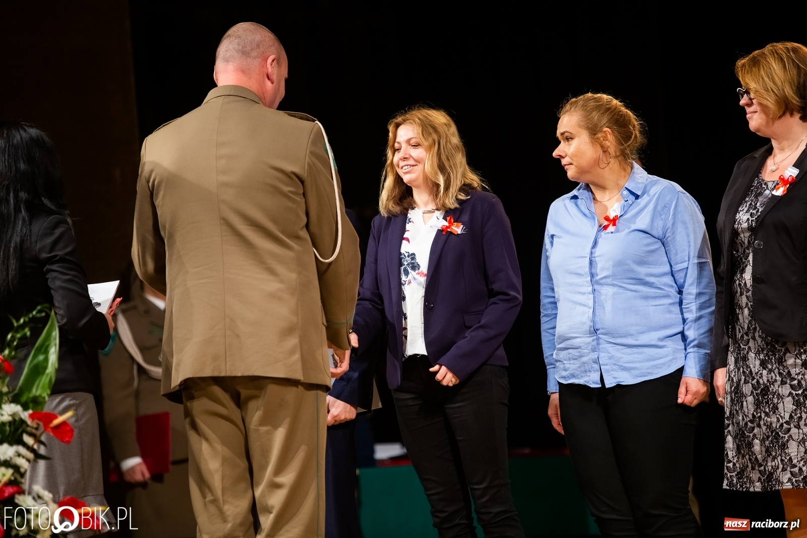 Zdjęcie w galerii na portalu naszraciborz.pl: Uroczysty apel z okazji Narodowego Święta Niepodległości i Dnia Służby Cywilnej wiadomości z regionu