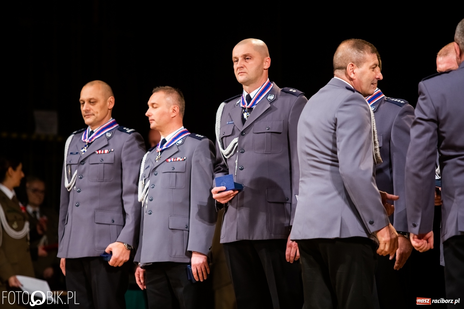 Zdjęcie w galerii na portalu naszraciborz.pl: Uroczysty apel z okazji Narodowego Święta Niepodległości i Dnia Służby Cywilnej wiadomości z regionu