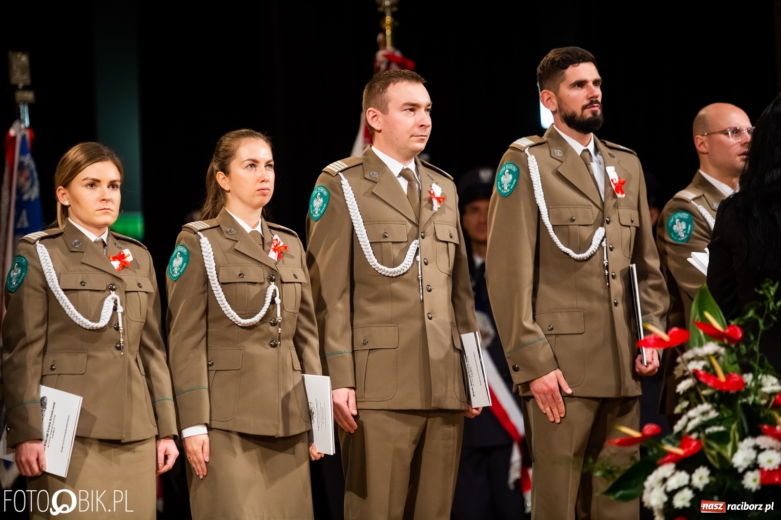 Zdjęcie w galerii na portalu naszraciborz.pl: Uroczysty apel z okazji Narodowego Święta Niepodległości i Dnia Służby Cywilnej wiadomości z regionu