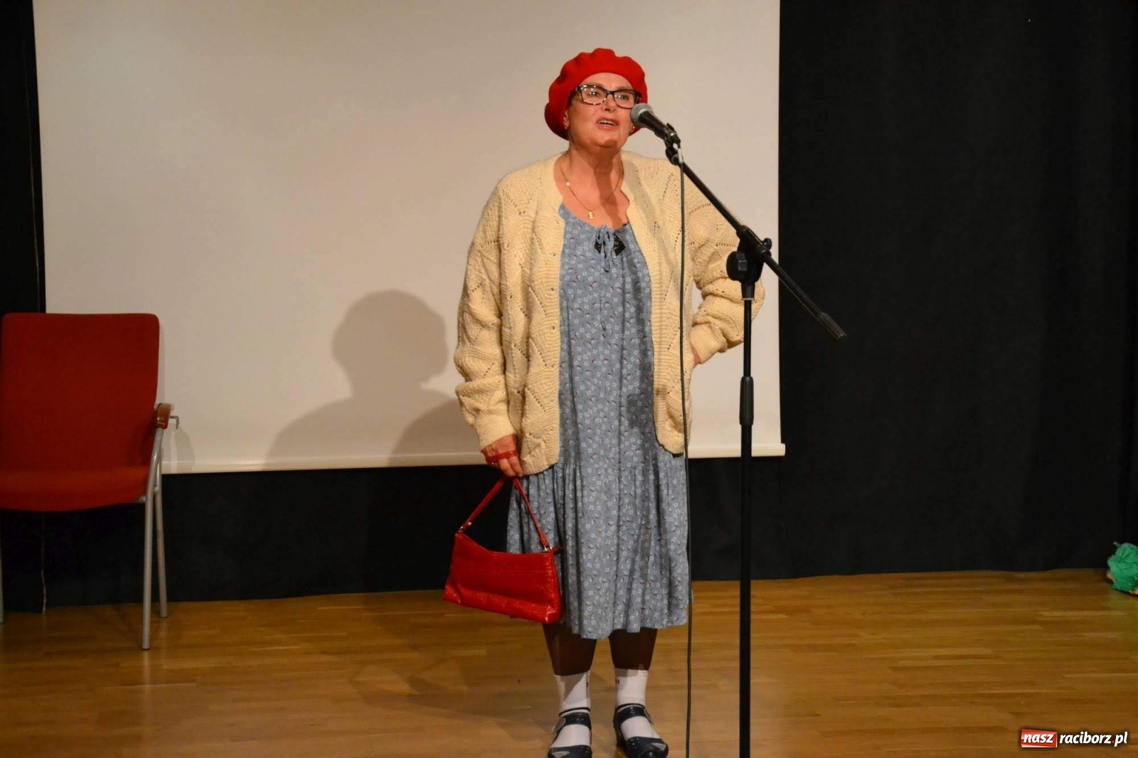 Zdjęcie w galerii na portalu naszraciborz.pl: Zatańcz z seniorem. Potańcówka na zamku za nami wiadomości z regionu