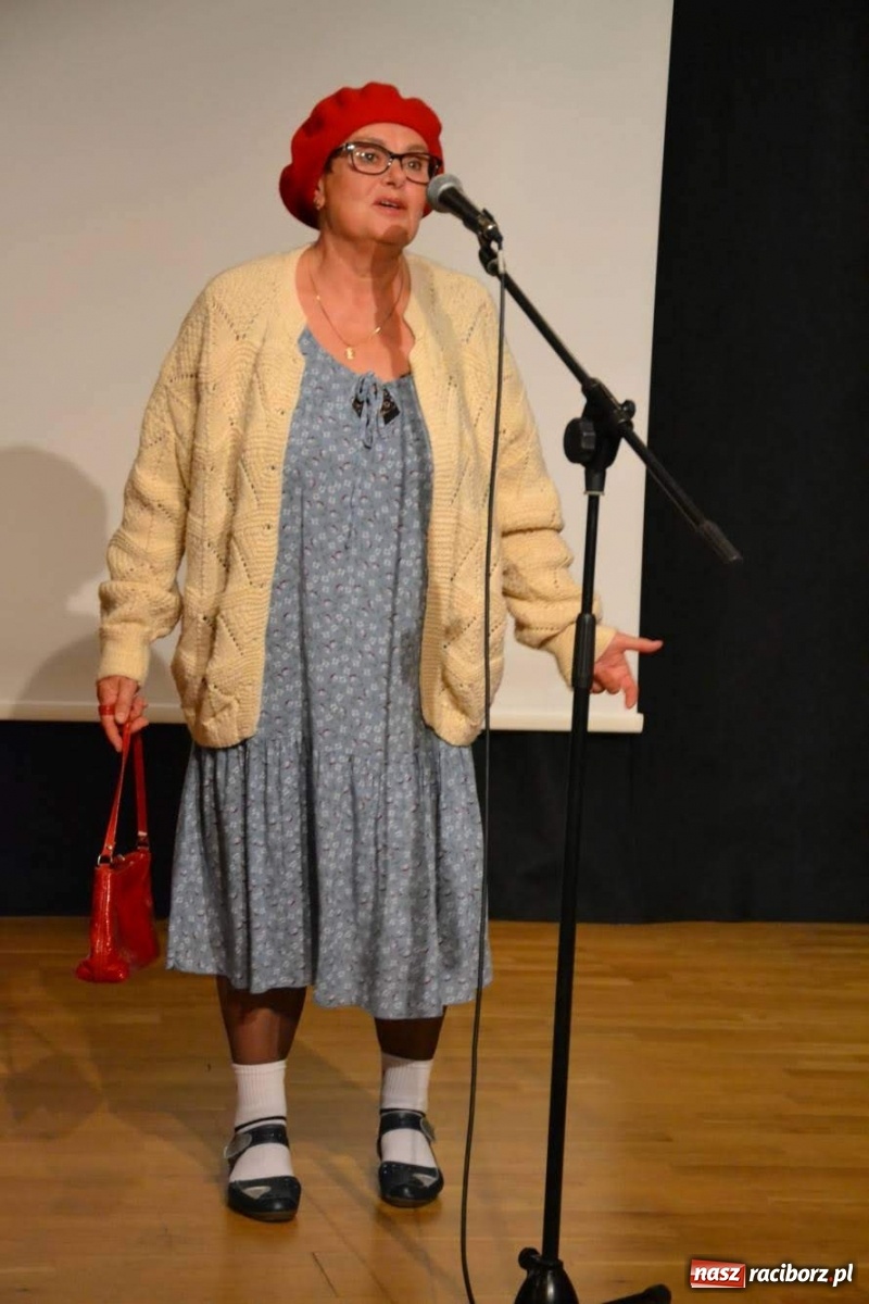 Zdjęcie w galerii na portalu naszraciborz.pl: Zatańcz z seniorem. Potańcówka na zamku za nami wiadomości z regionu