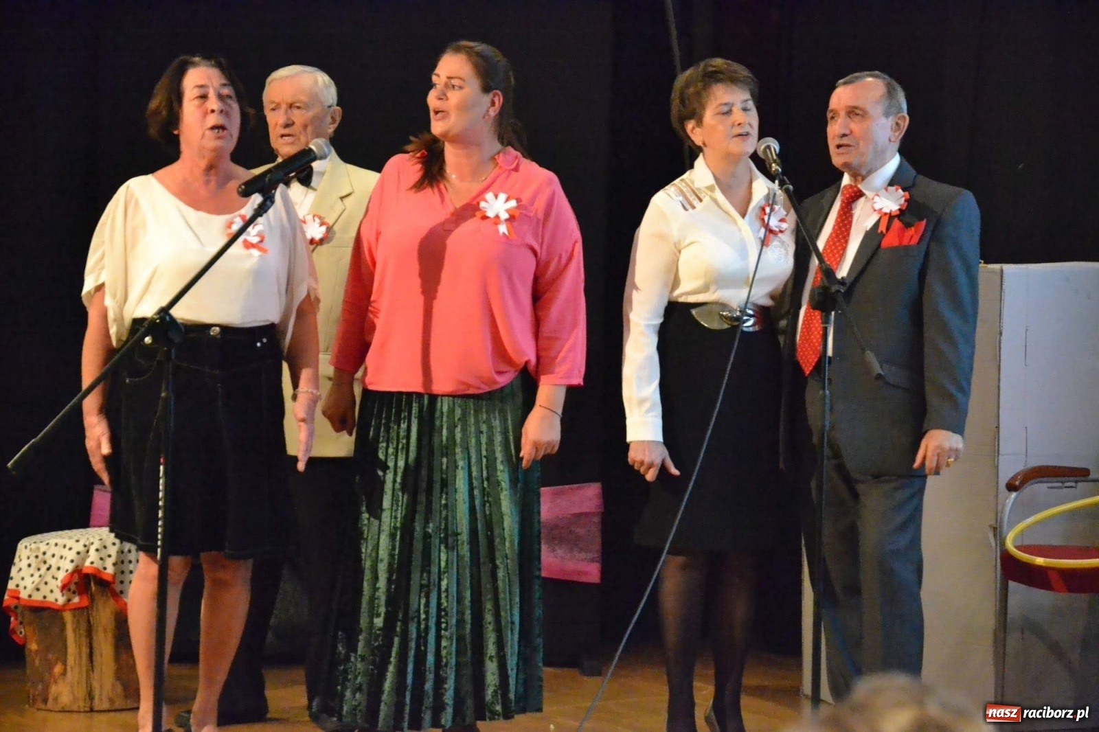 Zdjęcie w galerii na portalu naszraciborz.pl: Zatańcz z seniorem. Potańcówka na zamku za nami wiadomości z regionu