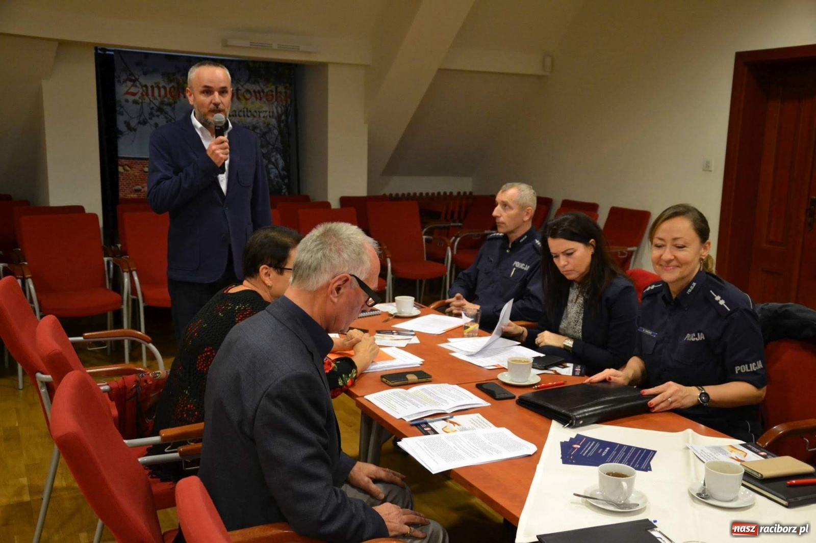 Zdjęcie w galerii na portalu naszraciborz.pl: Interwencyjne zabezpieczenie ofiar przemocy w rodzinie wiadomości z regionu