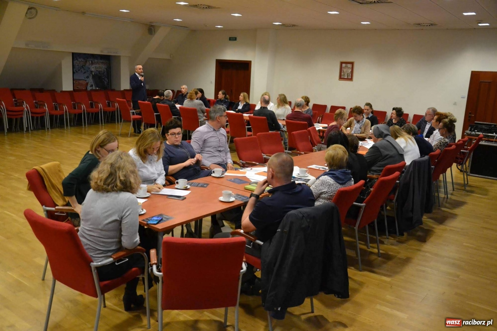 Zdjęcie w galerii na portalu naszraciborz.pl: Interwencyjne zabezpieczenie ofiar przemocy w rodzinie wiadomości z regionu