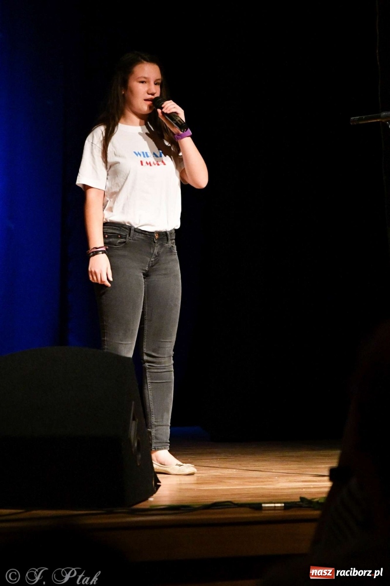 Zdjęcie w galerii na portalu naszraciborz.pl: Koncert jesienny zespołu Wiraż  wiadomości z regionu