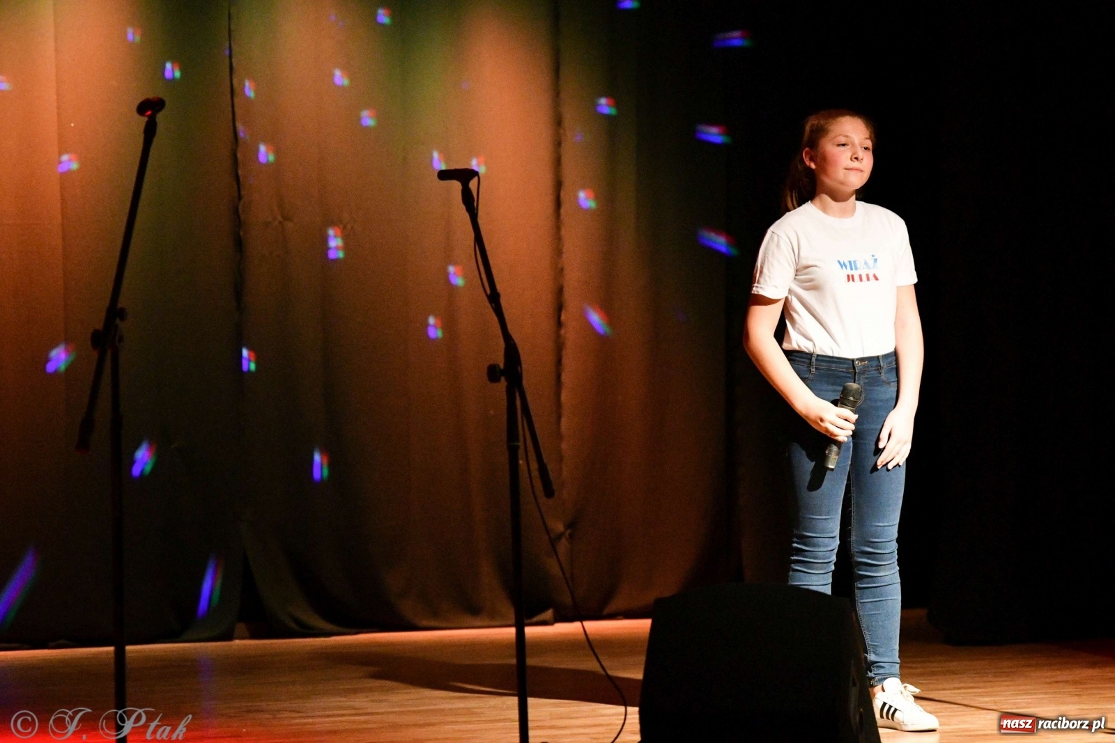 Zdjęcie w galerii na portalu naszraciborz.pl: Koncert jesienny zespołu Wiraż  wiadomości z regionu