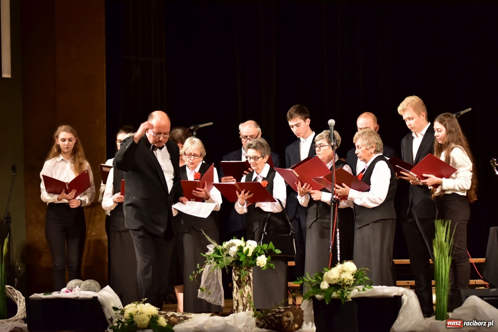 Zdjęcie w galerii na portalu naszraciborz.pl: Chórzyści śpiewali do słów Eichendorffa  wiadomości z regionu