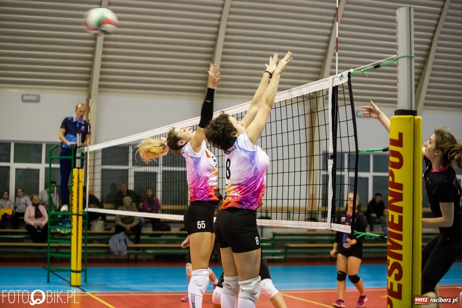 Zdjęcie w galerii na portalu naszraciborz.pl: Siatkarki Krzanowic Burzy się nie boją wiadomości z regionu