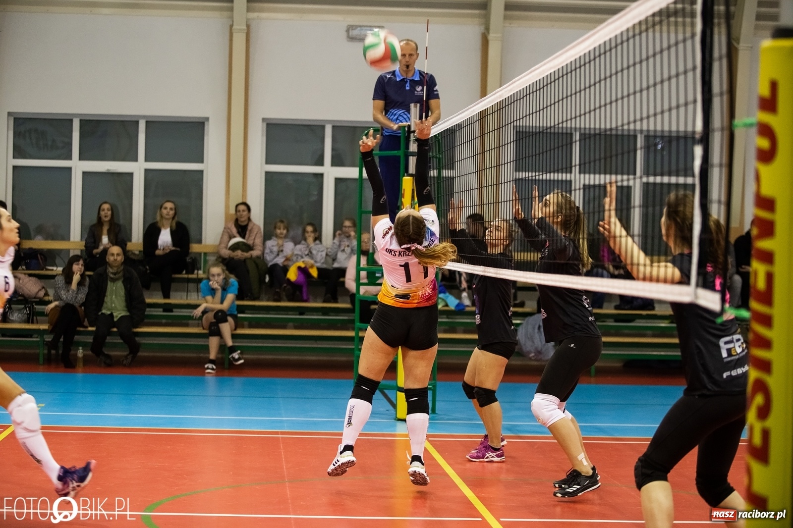 Zdjęcie w galerii na portalu naszraciborz.pl: Siatkarki Krzanowic Burzy się nie boją wiadomości z regionu