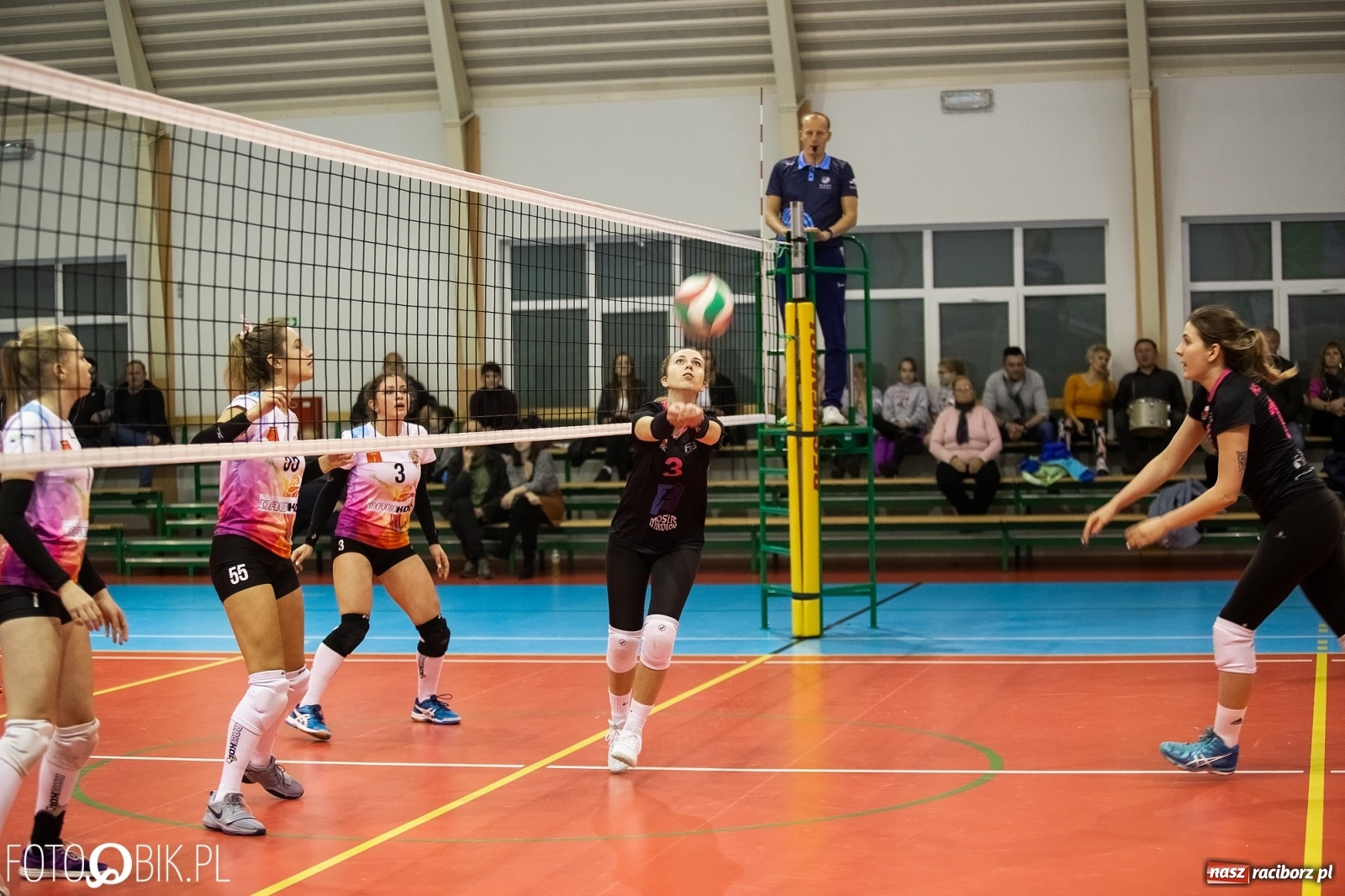 Zdjęcie w galerii na portalu naszraciborz.pl: Siatkarki Krzanowic Burzy się nie boją wiadomości z regionu