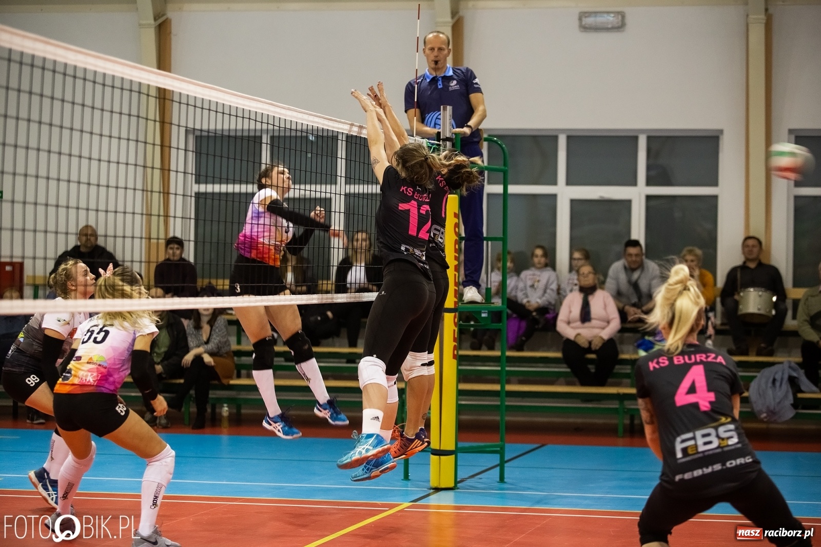 Zdjęcie w galerii na portalu naszraciborz.pl: Siatkarki Krzanowic Burzy się nie boją wiadomości z regionu