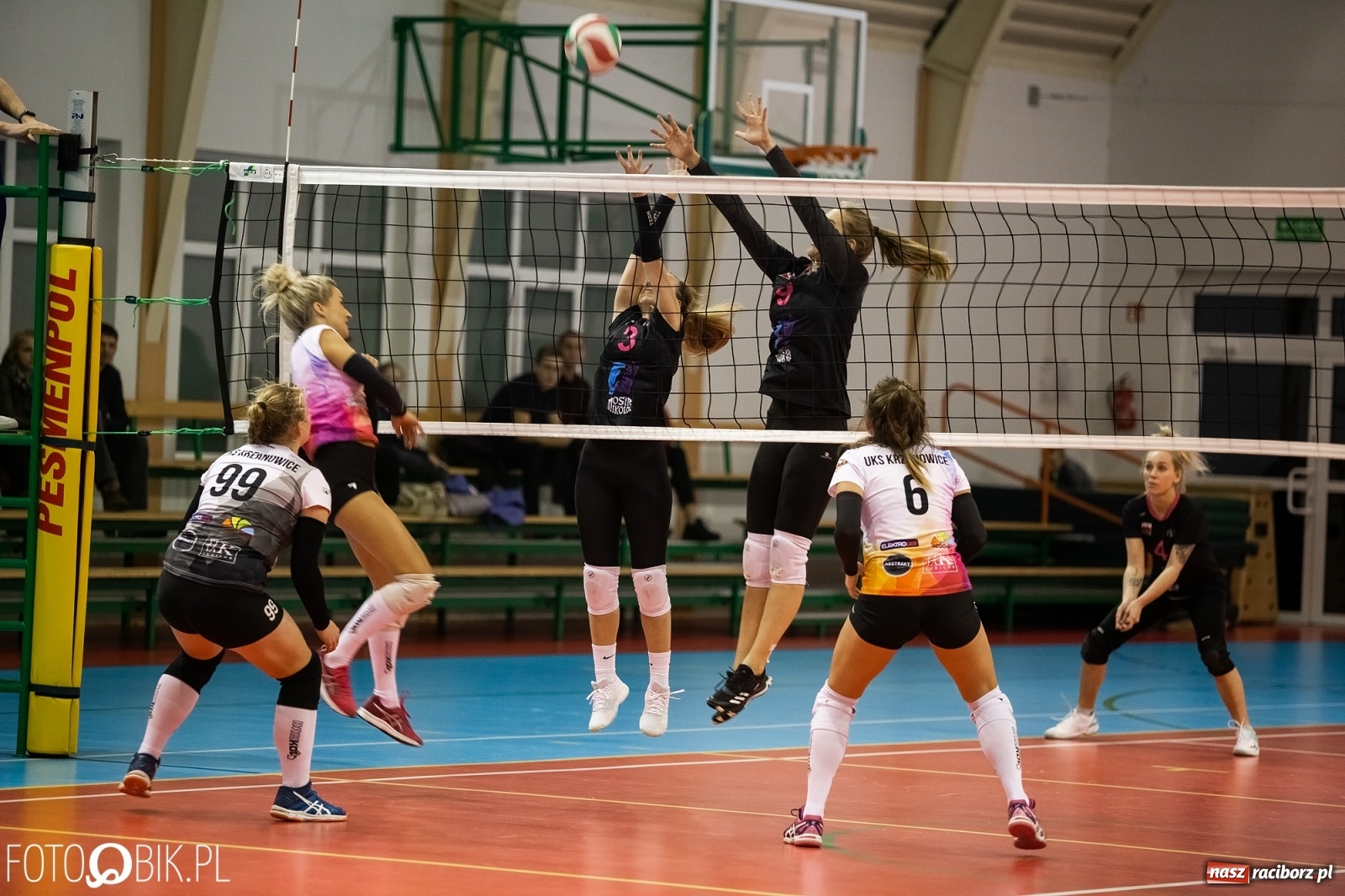 Zdjęcie w galerii na portalu naszraciborz.pl: Siatkarki Krzanowic Burzy się nie boją wiadomości z regionu