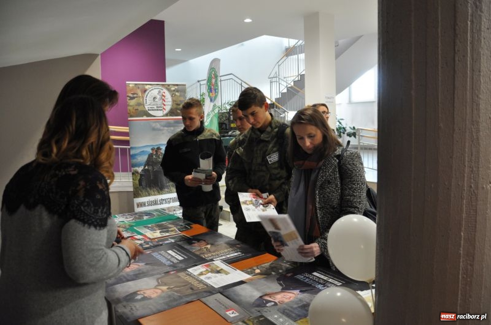 Zdjęcie w galerii na portalu naszraciborz.pl: IV Konferencja Organizacji Proobronnych i Klas Mundurowych  wiadomości z regionu