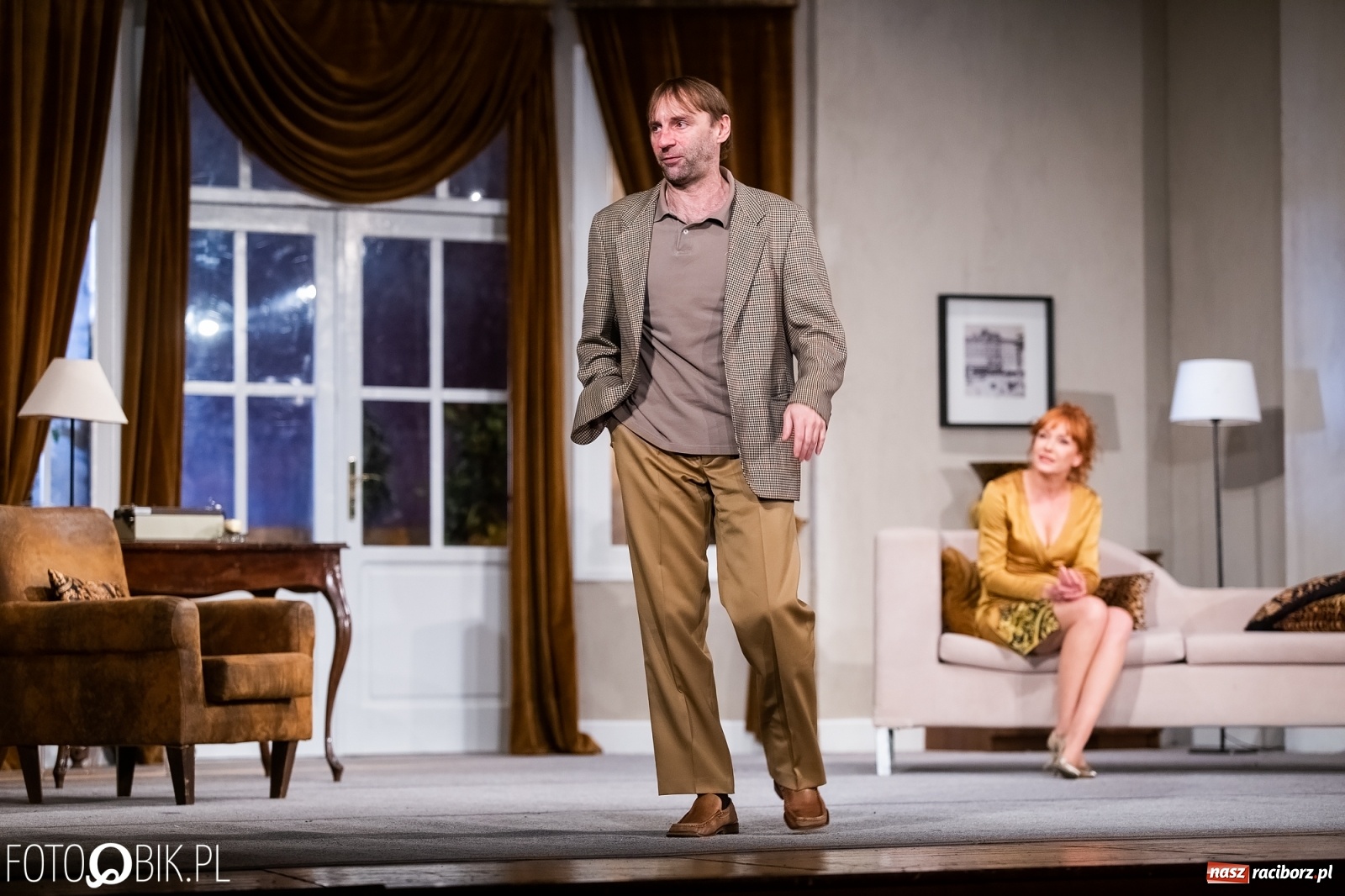 Zdjęcie w galerii na portalu naszraciborz.pl: Spektakl Kochankowie nie z tej Ziemi w RCK wiadomości z regionu