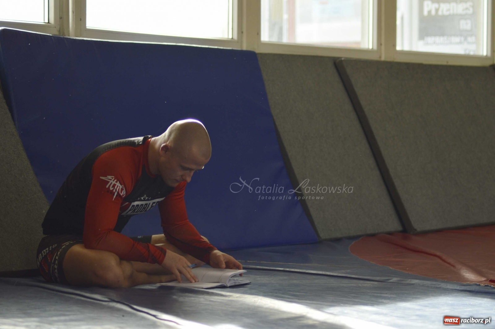 Zdjęcie w galerii na portalu naszraciborz.pl: Kamil Wilk na zaproszenie Łamatora przyjechał do Raciborza  wiadomości z regionu