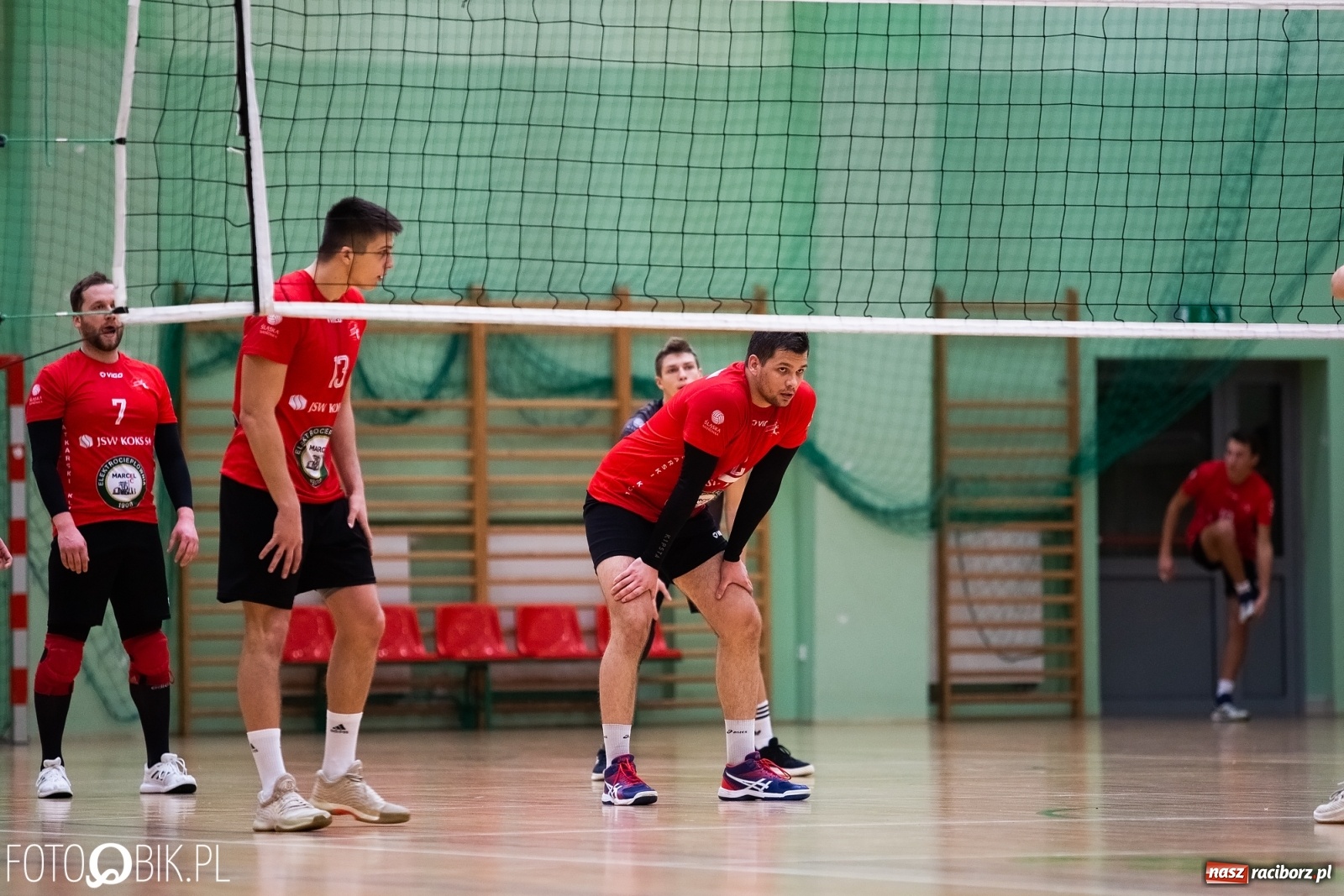 Zdjęcie w galerii na portalu naszraciborz.pl: Siatkarski rollercoaster w Arenie Rafako. Raciborzanie górą! [FOTO i WIDEO] wiadomości z regionu