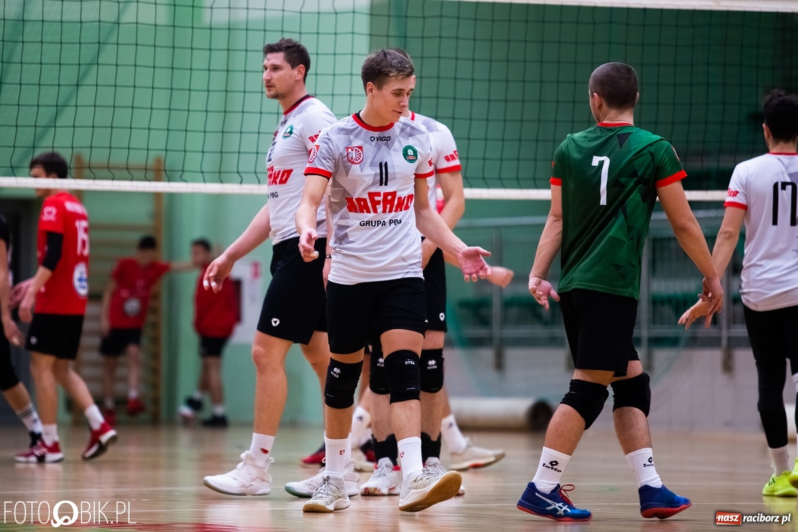 Zdjęcie w galerii na portalu naszraciborz.pl: Siatkarski rollercoaster w Arenie Rafako. Raciborzanie górą! [FOTO i WIDEO] wiadomości z regionu