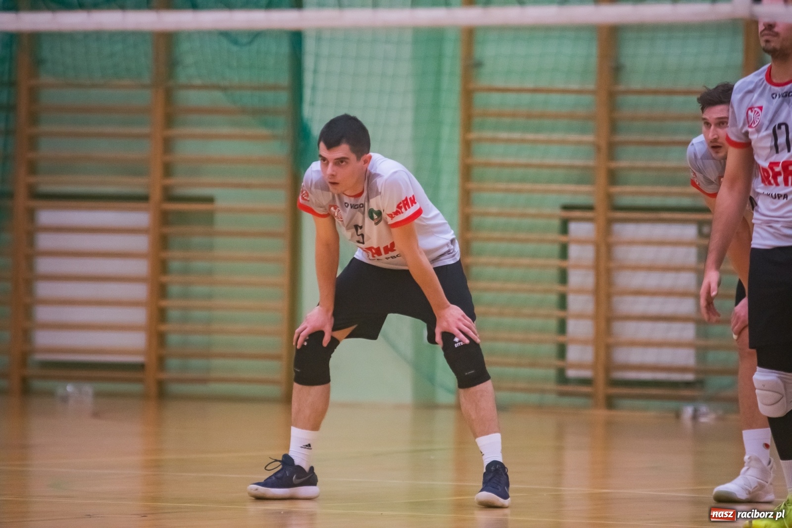 Zdjęcie w galerii na portalu naszraciborz.pl: Siatkarski rollercoaster w Arenie Rafako. Raciborzanie górą! [FOTO i WIDEO] wiadomości z regionu