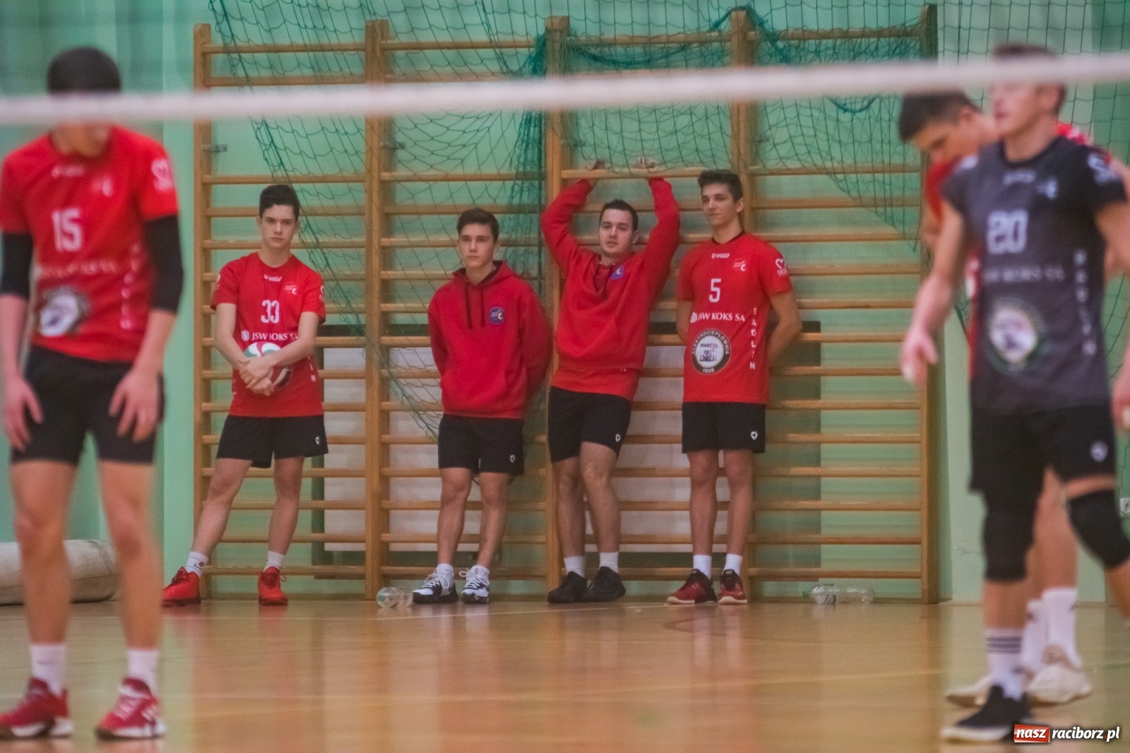 Zdjęcie w galerii na portalu naszraciborz.pl: Siatkarski rollercoaster w Arenie Rafako. Raciborzanie górą! [FOTO i WIDEO] wiadomości z regionu