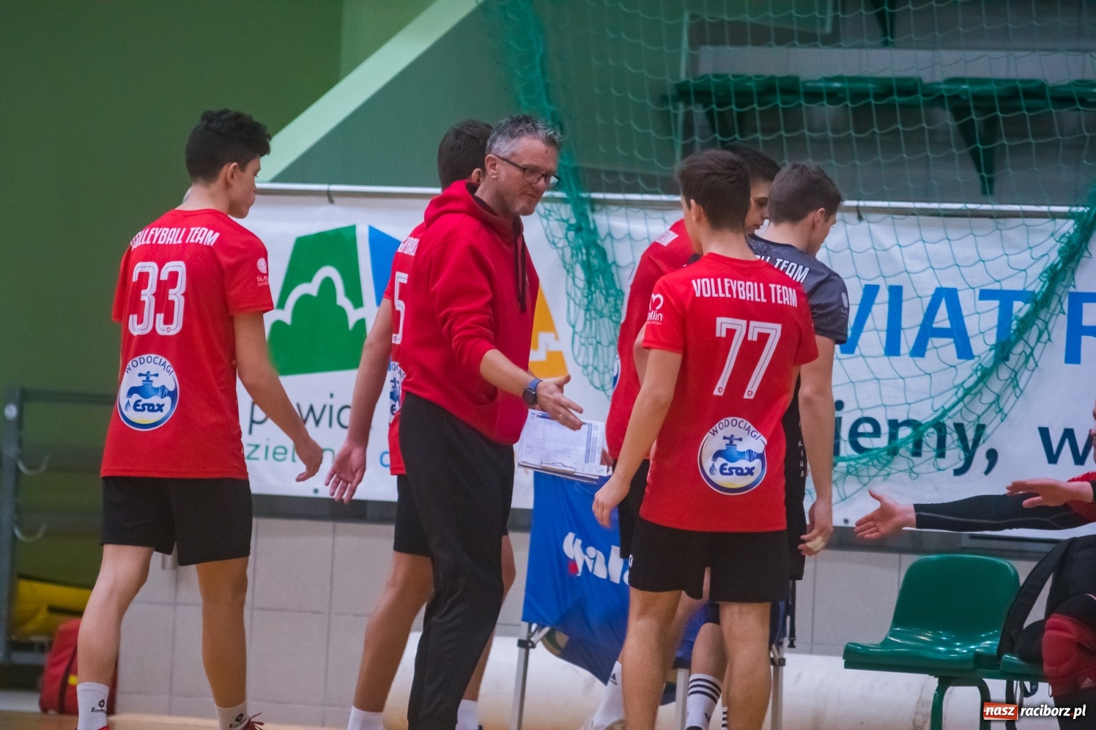 Zdjęcie w galerii na portalu naszraciborz.pl: Siatkarski rollercoaster w Arenie Rafako. Raciborzanie górą! [FOTO i WIDEO] wiadomości z regionu
