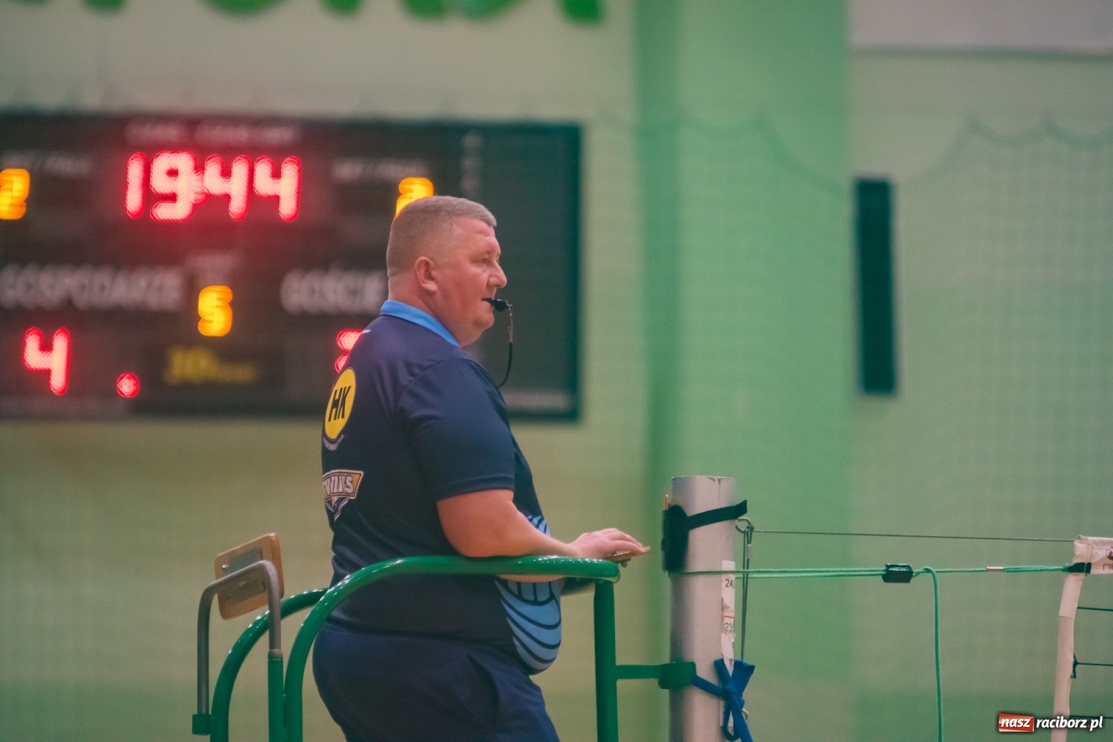 Zdjęcie w galerii na portalu naszraciborz.pl: Siatkarski rollercoaster w Arenie Rafako. Raciborzanie górą! [FOTO i WIDEO] wiadomości z regionu