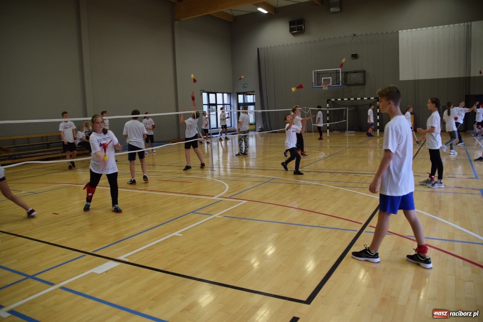 Zdjęcie w galerii na portalu naszraciborz.pl: Warsztaty gry zespołowej Indiaca w Grzegorzowicach wiadomości z regionu