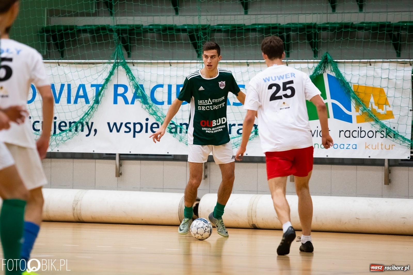 Zdjęcie w galerii na portalu naszraciborz.pl: Piłkarze halowi rozpoczęli sezon. Grad bramek na inaugurację wiadomości z regionu
