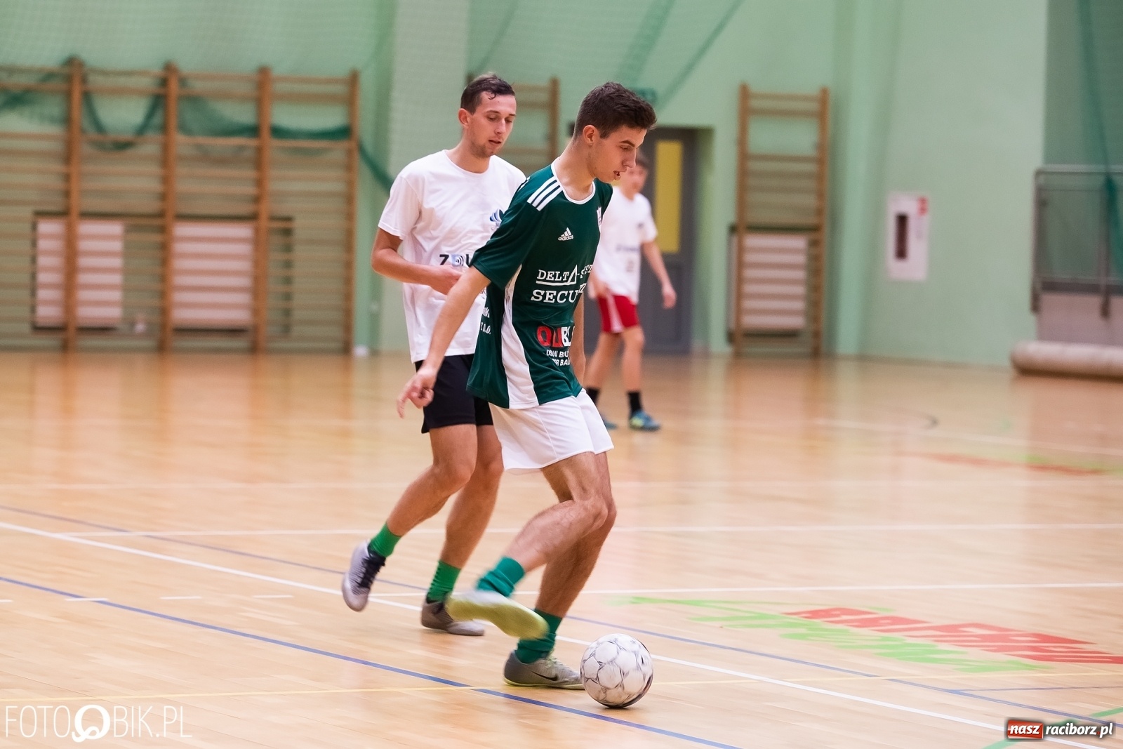 Zdjęcie w galerii na portalu naszraciborz.pl: Piłkarze halowi rozpoczęli sezon. Grad bramek na inaugurację wiadomości z regionu