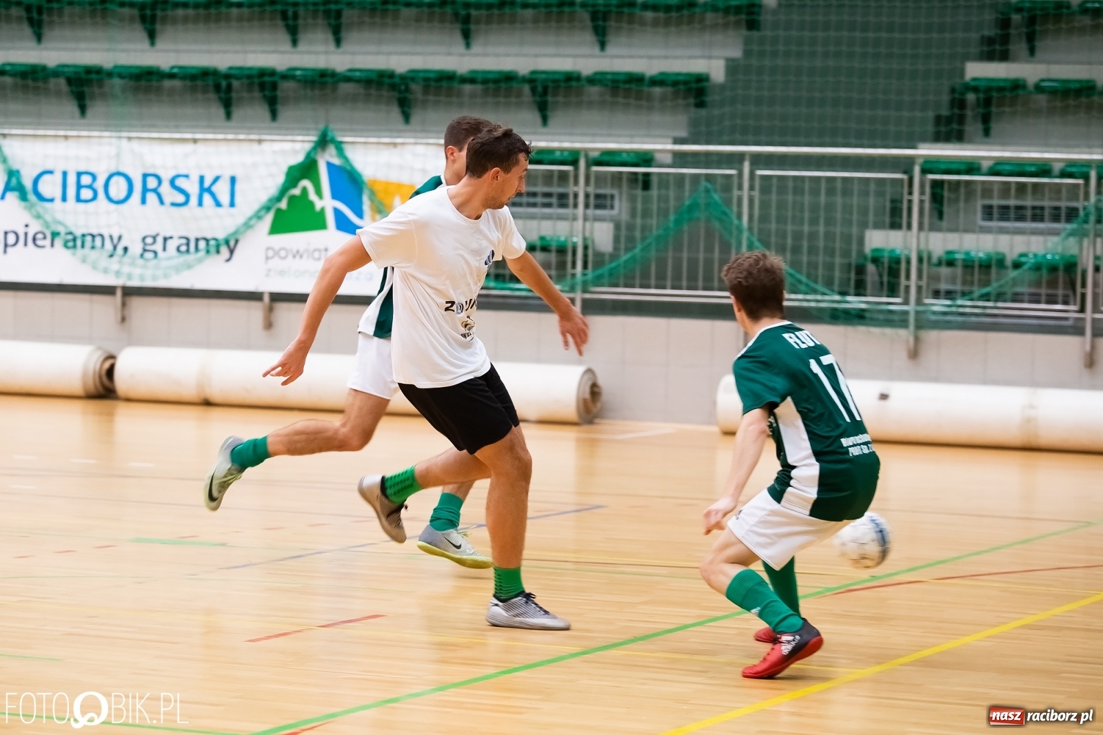 Zdjęcie w galerii na portalu naszraciborz.pl: Piłkarze halowi rozpoczęli sezon. Grad bramek na inaugurację wiadomości z regionu