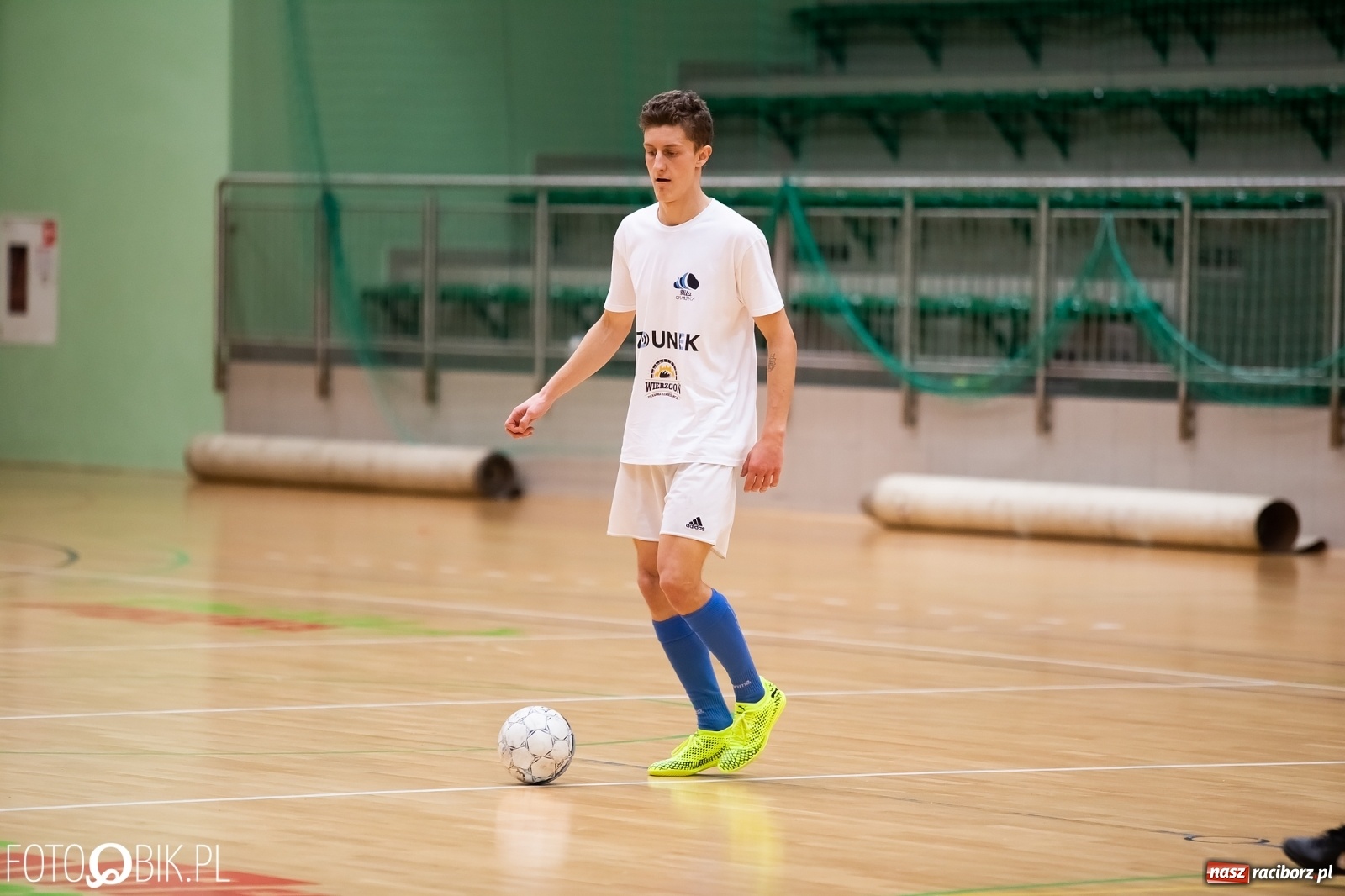 Zdjęcie w galerii na portalu naszraciborz.pl: Piłkarze halowi rozpoczęli sezon. Grad bramek na inaugurację wiadomości z regionu
