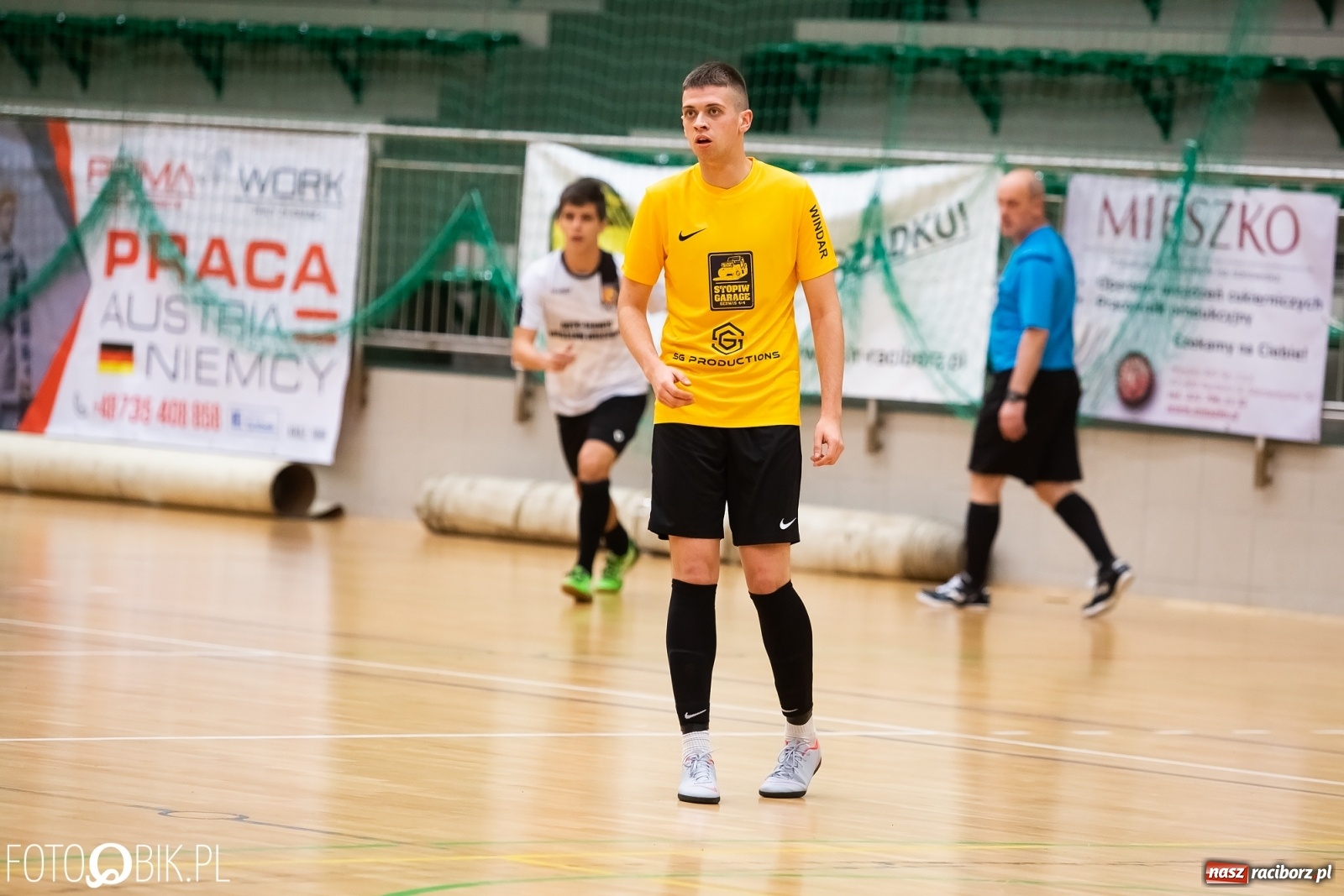 Zdjęcie w galerii na portalu naszraciborz.pl: Piłkarze halowi rozpoczęli sezon. Grad bramek na inaugurację wiadomości z regionu