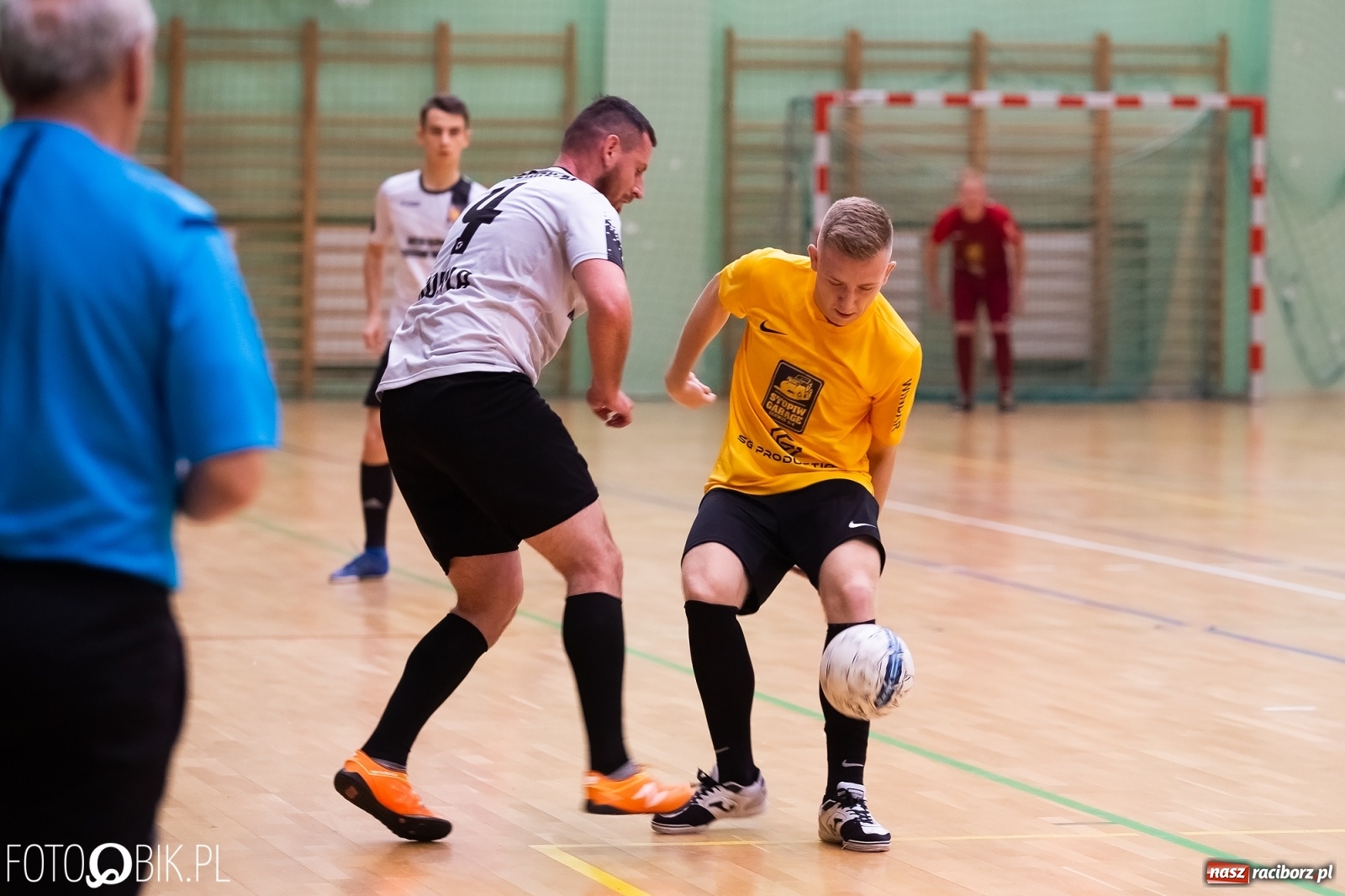 Zdjęcie w galerii na portalu naszraciborz.pl: Piłkarze halowi rozpoczęli sezon. Grad bramek na inaugurację wiadomości z regionu