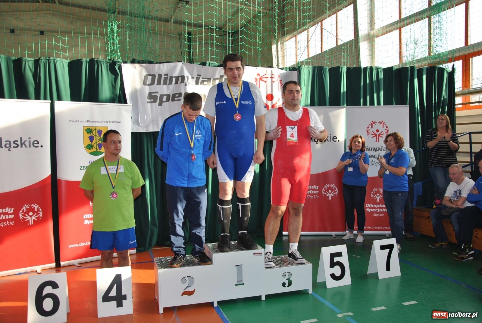 Zdjęcie w galerii na portalu naszraciborz.pl: Huragan przywiózł worek medali!  wiadomości z regionu