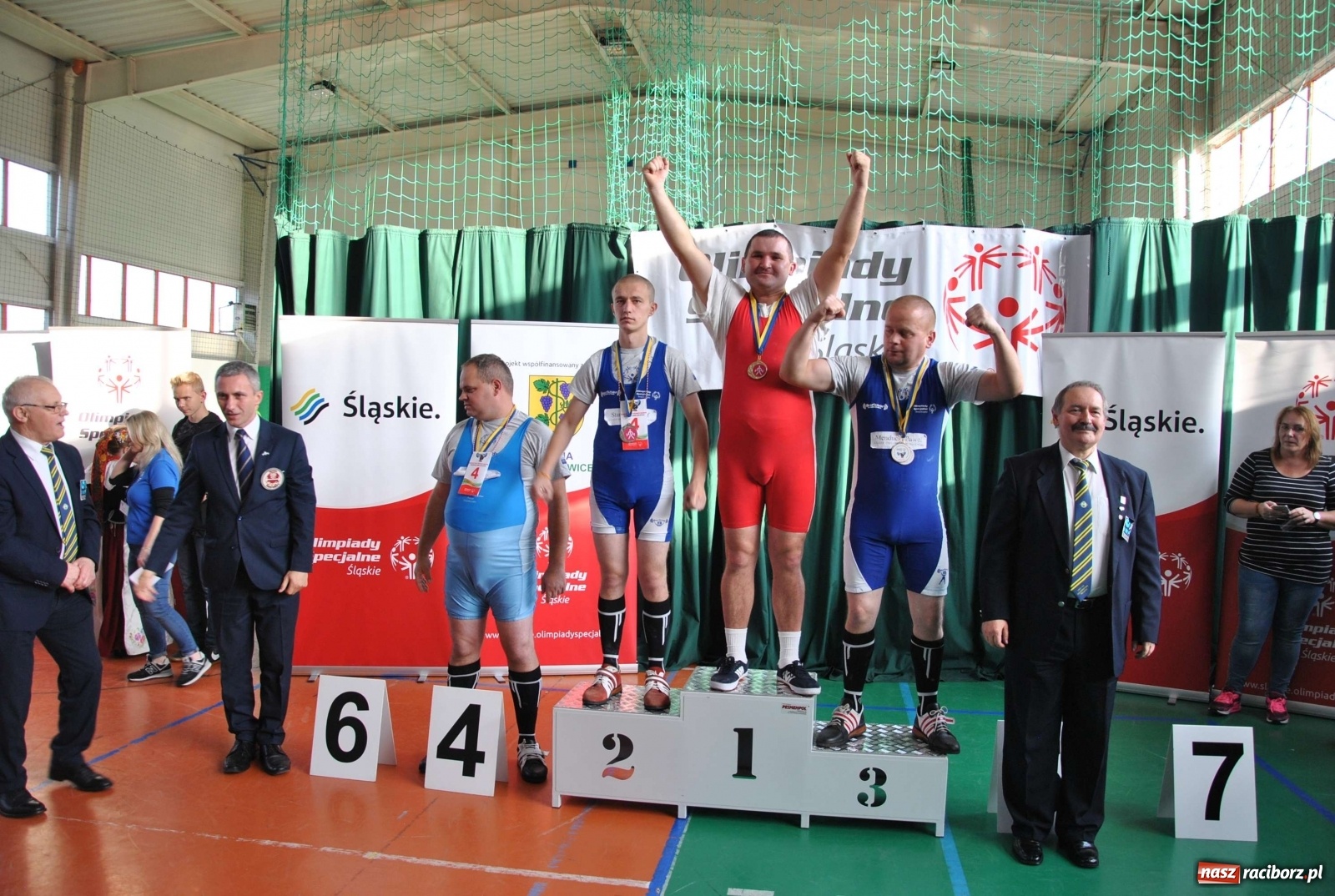 Zdjęcie w galerii na portalu naszraciborz.pl: Huragan przywiózł worek medali!  wiadomości z regionu