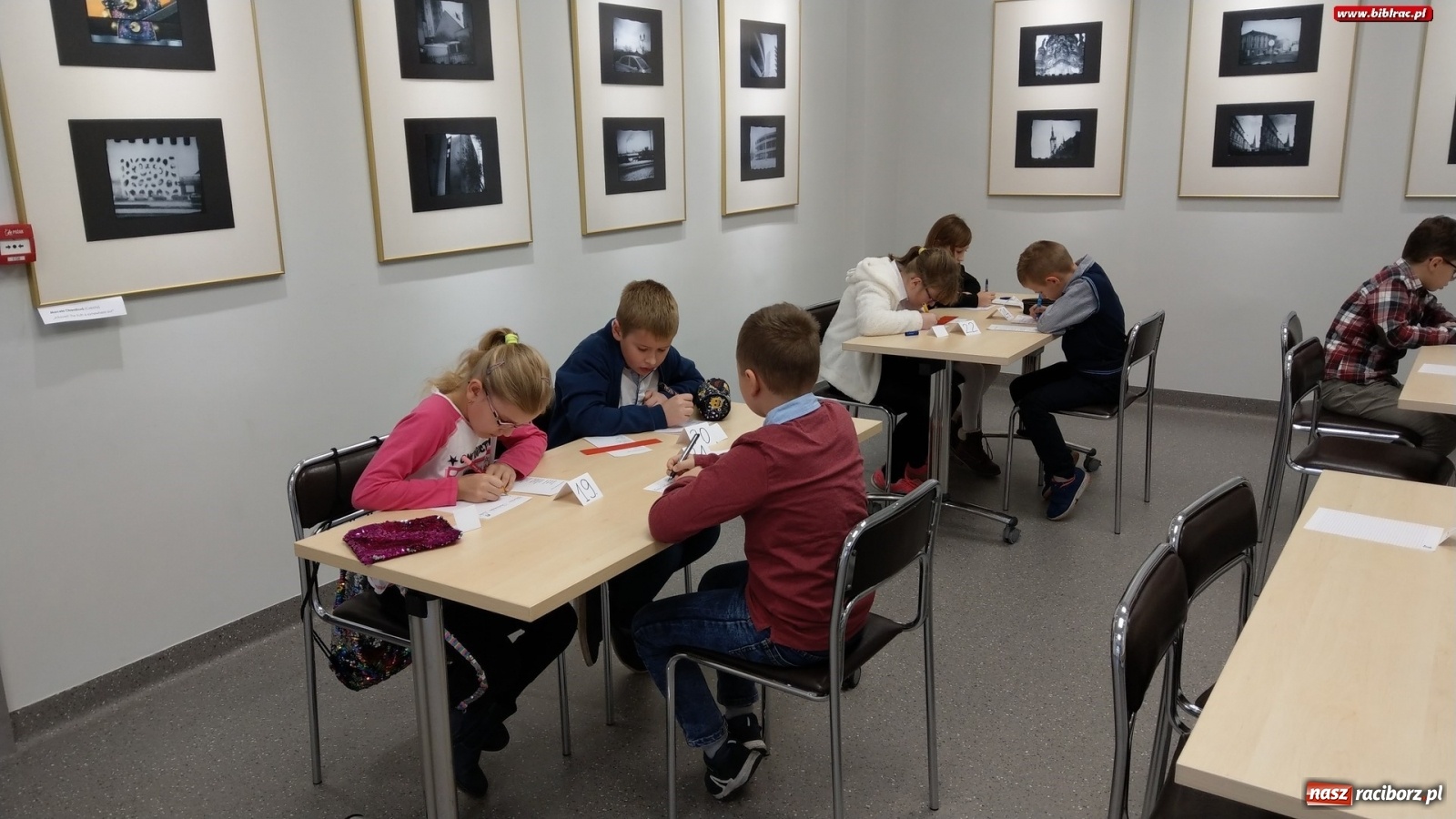 Zdjęcie w galerii na portalu naszraciborz.pl: Poznaliśmy powiatowego Mistrza Kaligrafii wiadomości z regionu