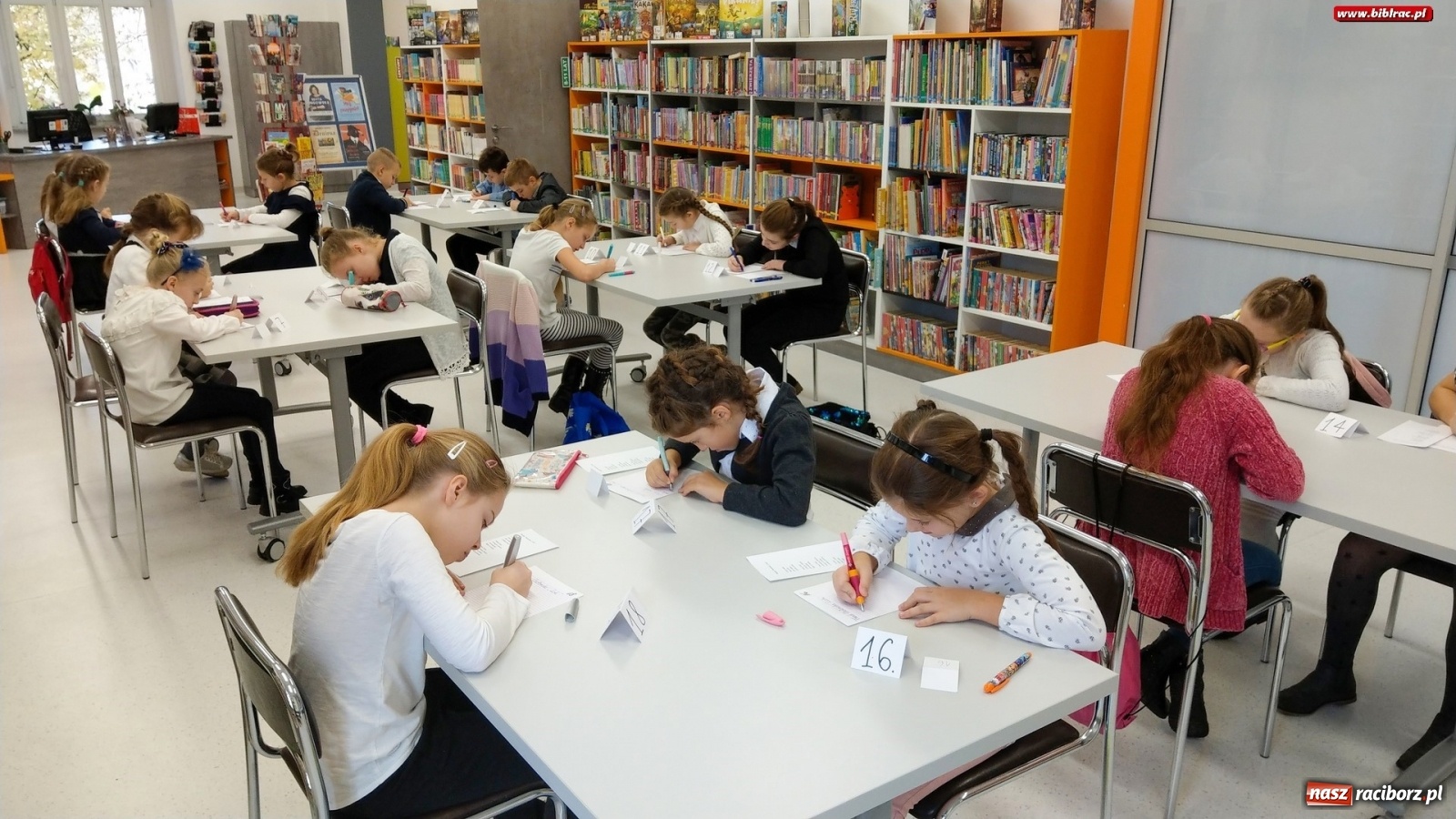 Zdjęcie w galerii na portalu naszraciborz.pl: Poznaliśmy powiatowego Mistrza Kaligrafii wiadomości z regionu