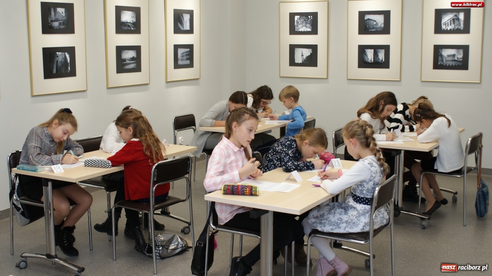 Zdjęcie w galerii na portalu naszraciborz.pl: Poznaliśmy powiatowego Mistrza Kaligrafii wiadomości z regionu