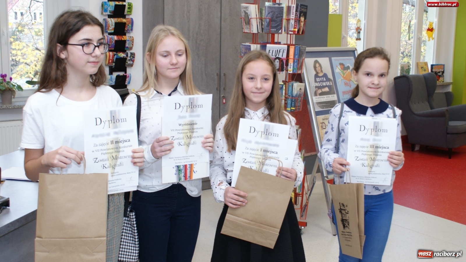 Zdjęcie w galerii na portalu naszraciborz.pl: Poznaliśmy powiatowego Mistrza Kaligrafii wiadomości z regionu