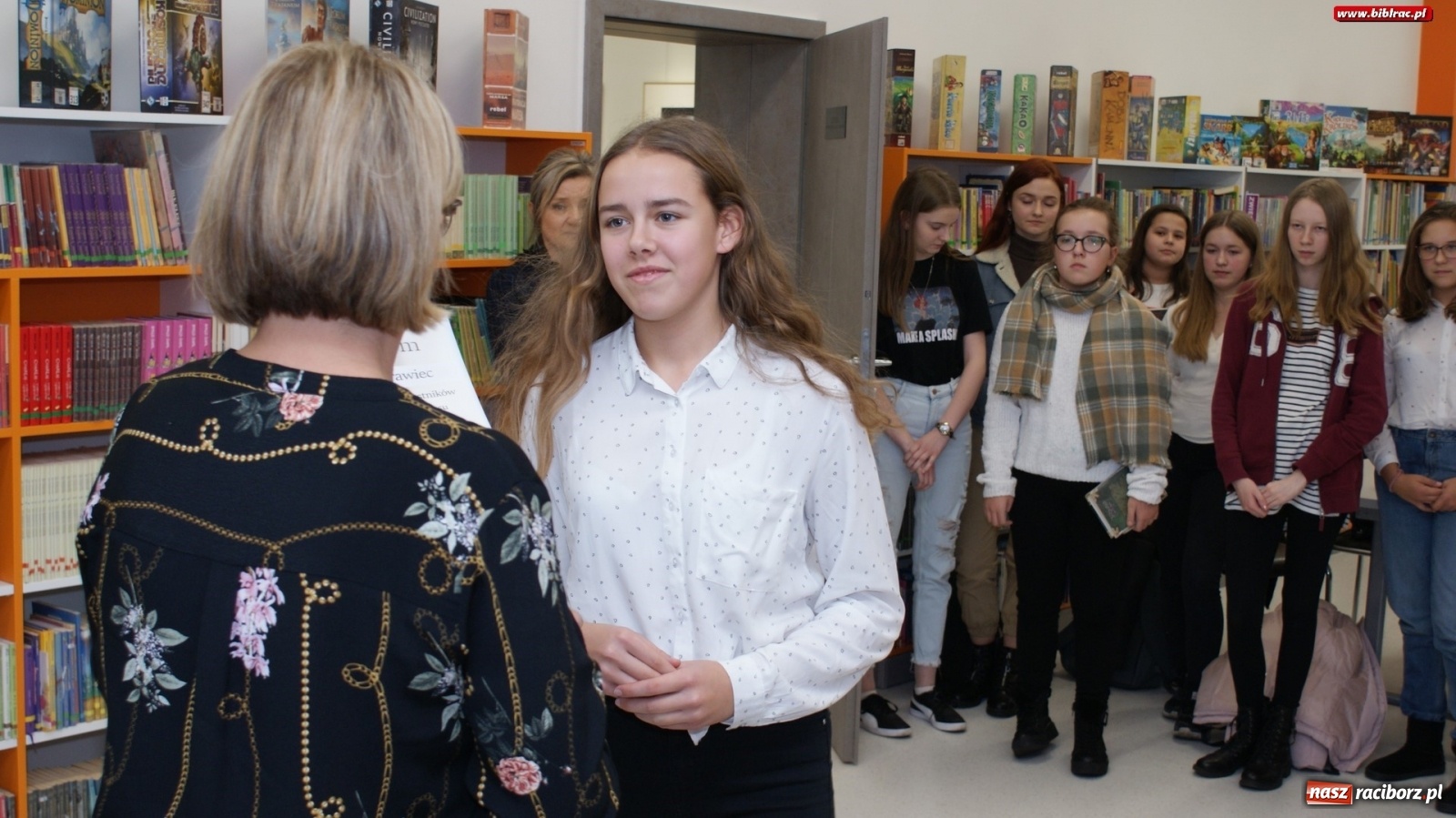Zdjęcie w galerii na portalu naszraciborz.pl: Poznaliśmy powiatowego Mistrza Kaligrafii wiadomości z regionu
