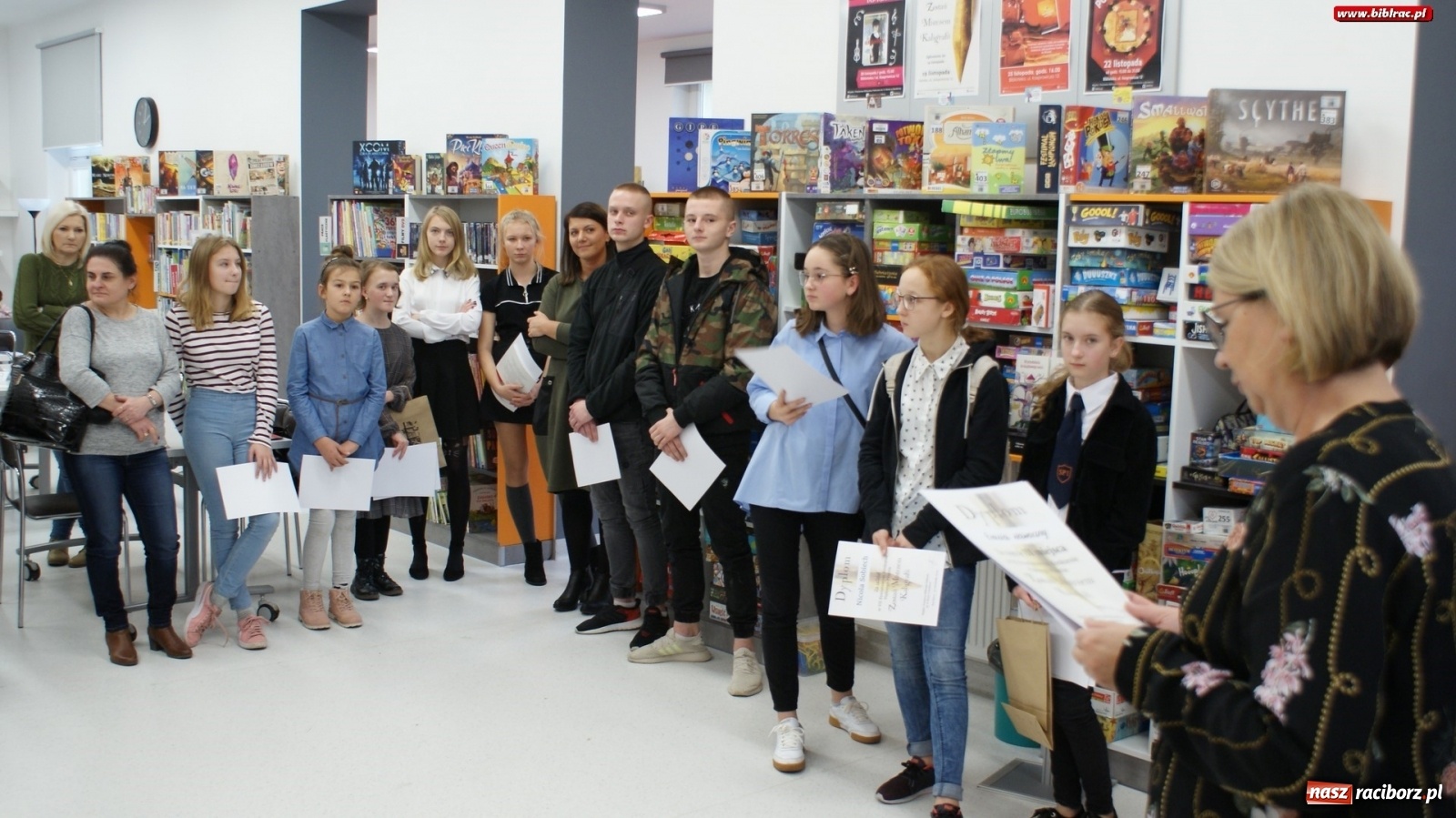 Zdjęcie w galerii na portalu naszraciborz.pl: Poznaliśmy powiatowego Mistrza Kaligrafii wiadomości z regionu