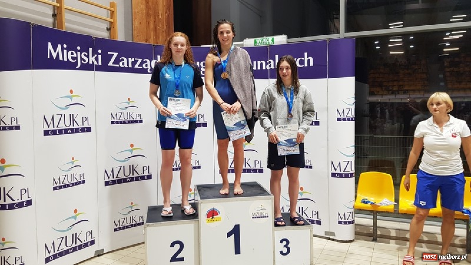 Zdjęcie w galerii na portalu naszraciborz.pl: Medalowe żniwa pływaków ZSOMS wiadomości z regionu