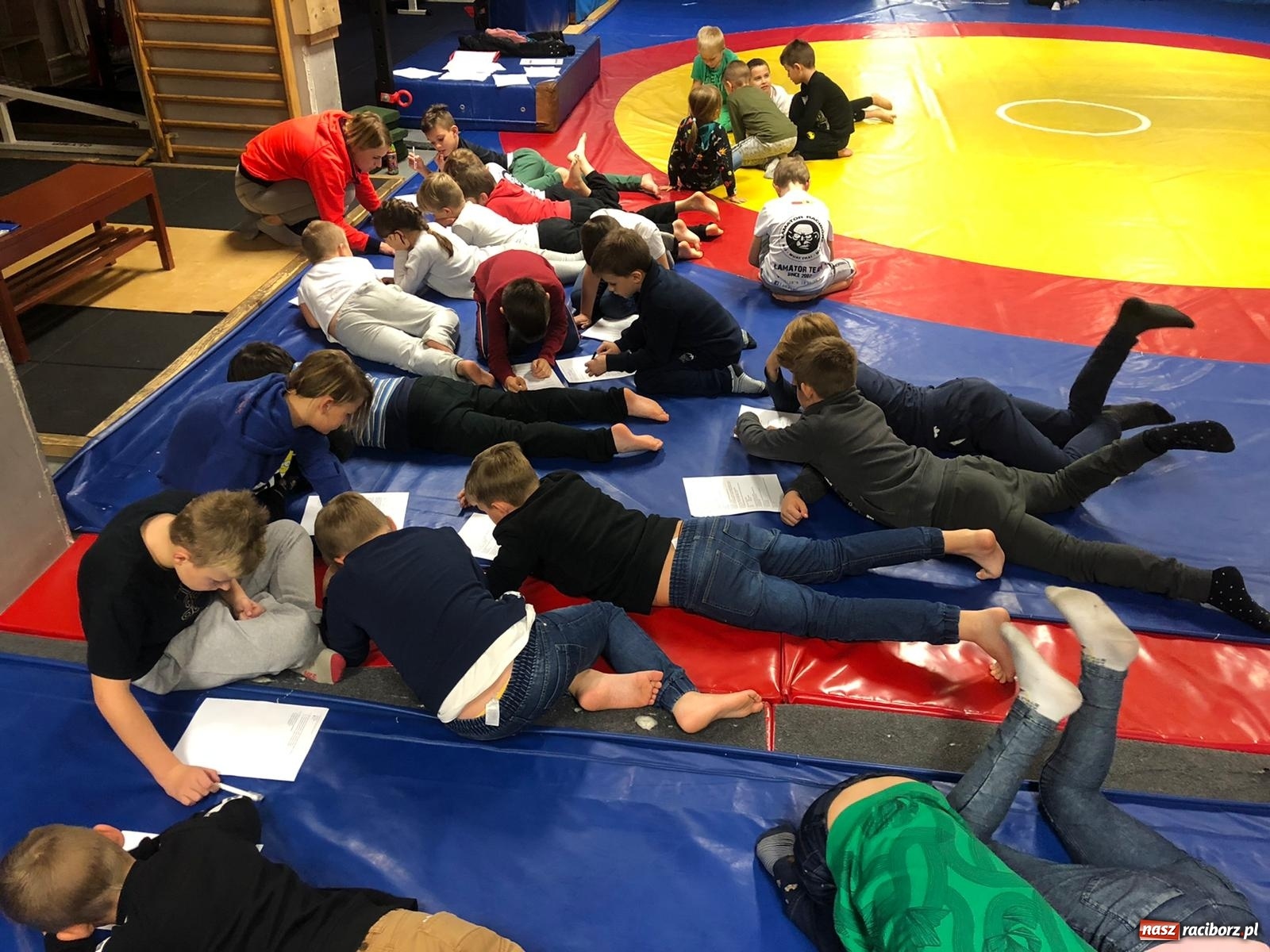 Zdjęcie w galerii na portalu naszraciborz.pl: Trenuję - nie zażywam. Profilaktyka w Łamatorze wiadomości z regionu