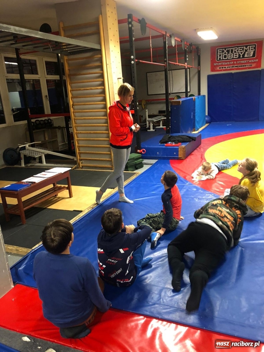 Zdjęcie w galerii na portalu naszraciborz.pl: Trenuję - nie zażywam. Profilaktyka w Łamatorze wiadomości z regionu